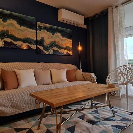 Charm And Sea, Large Studio Designed By Architect Cul de Sac Bagian luar foto